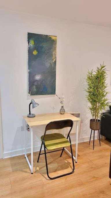 Balcony-View With Free And Secured Parking Διαμέρισμα Μάντσεστερ Εξωτερικό φωτογραφία